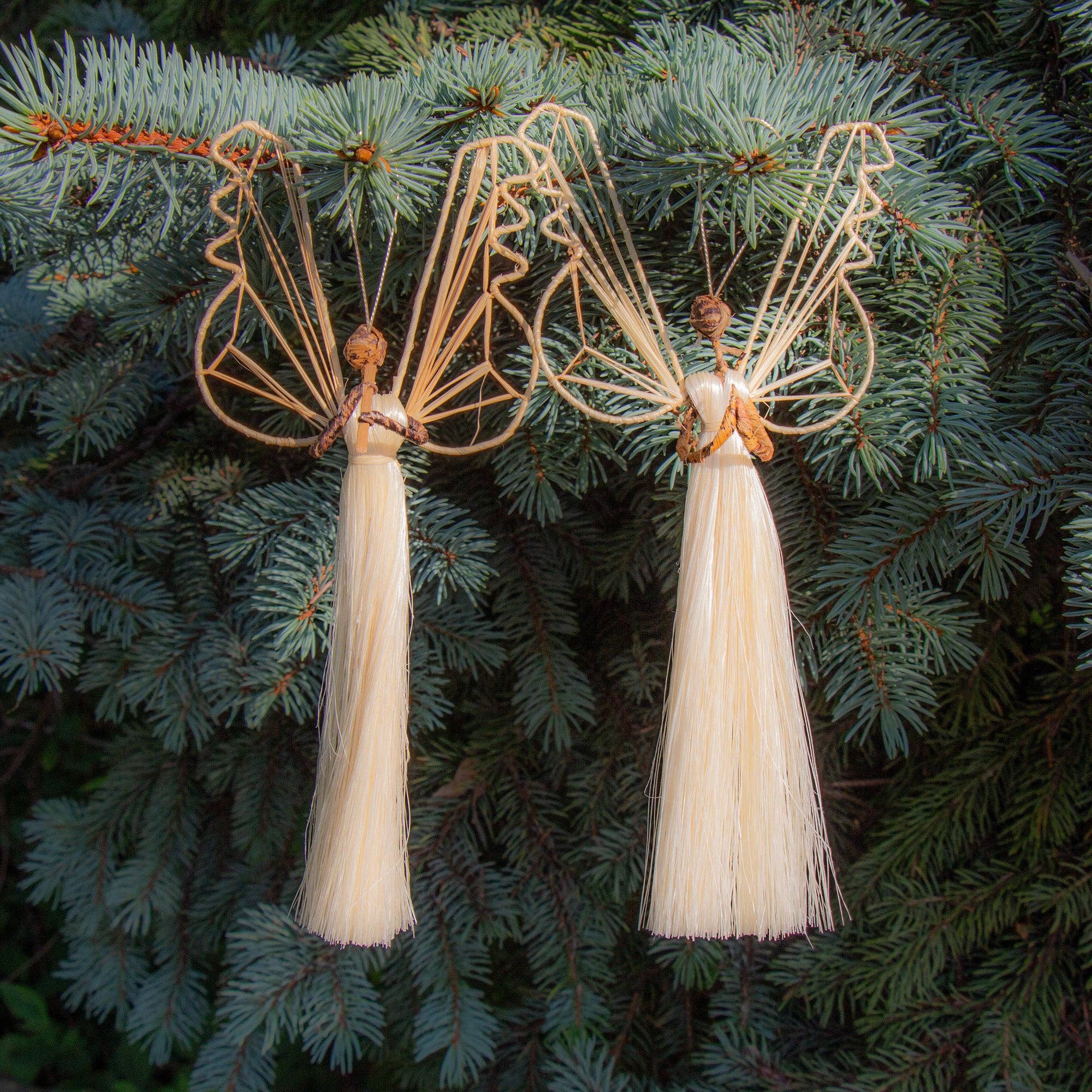 Sisal Angel Ornaments: Horn