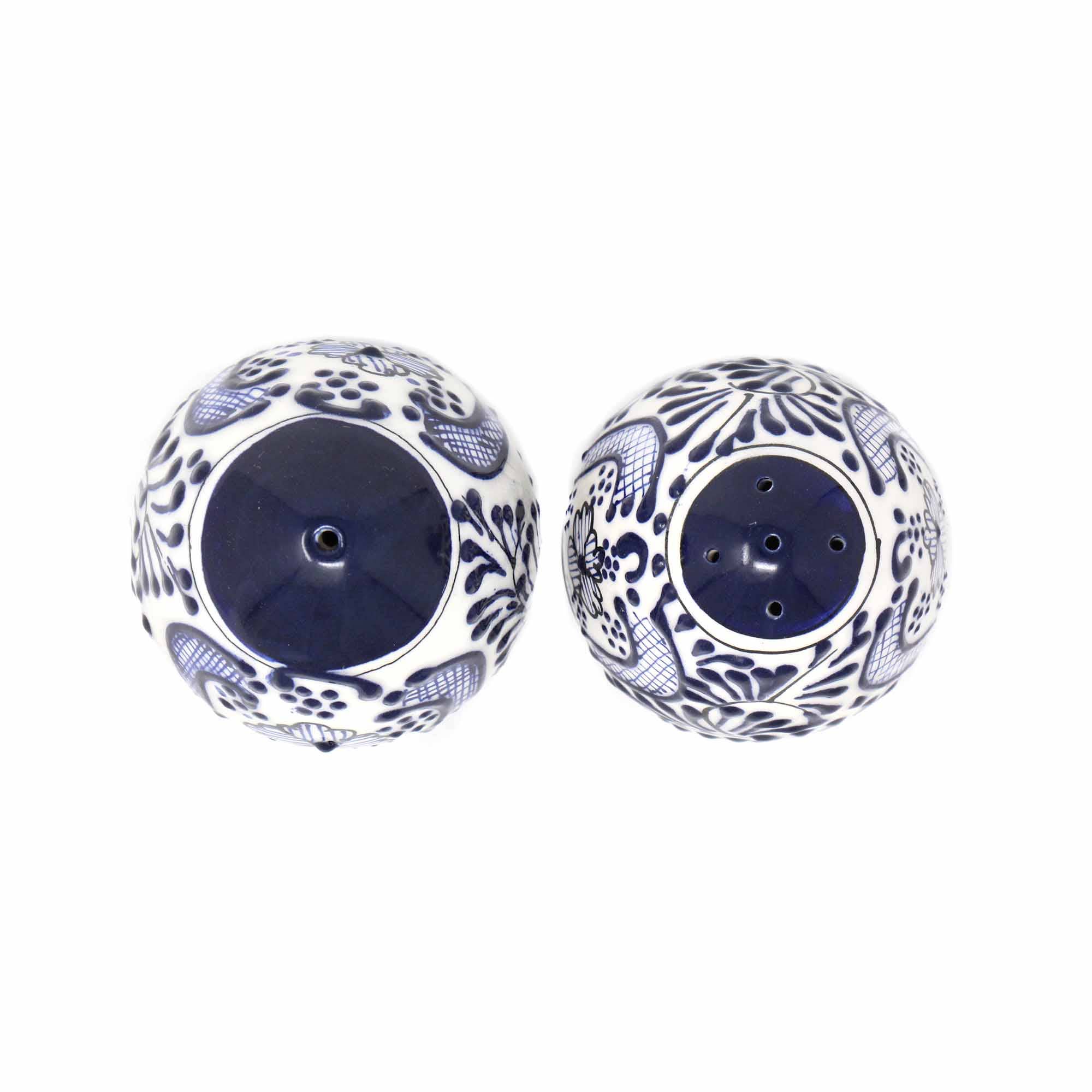 Pottery Salt & Pepper Shakers, Bl Flower