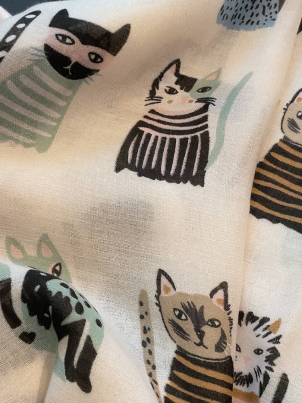 Scarvii - Playful Cat Print Scarf: Black