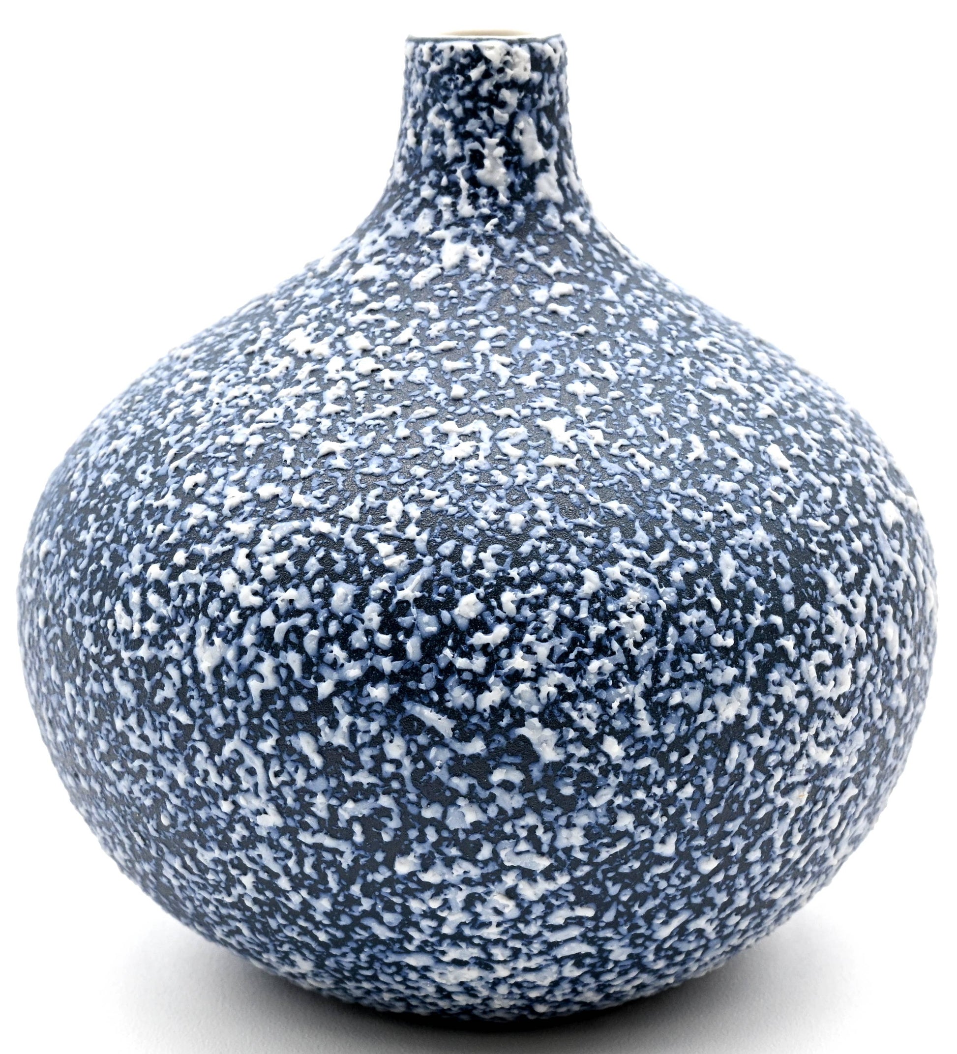 Congo Tiny Bud Vase — Handcrafted Porcelain