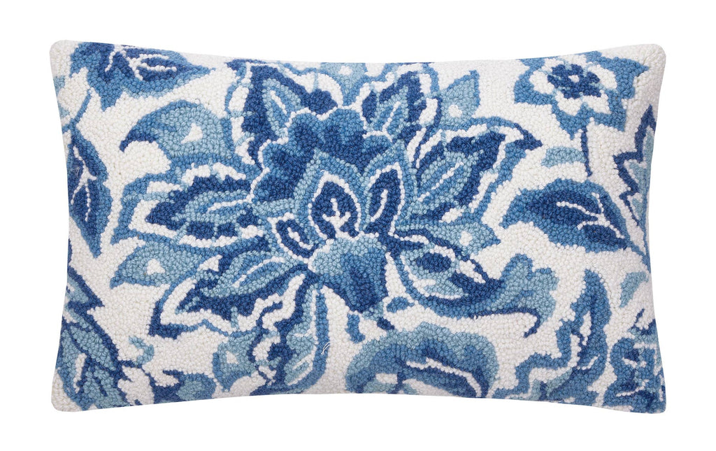 Jacobean Hook Pillow | 12" x 20"