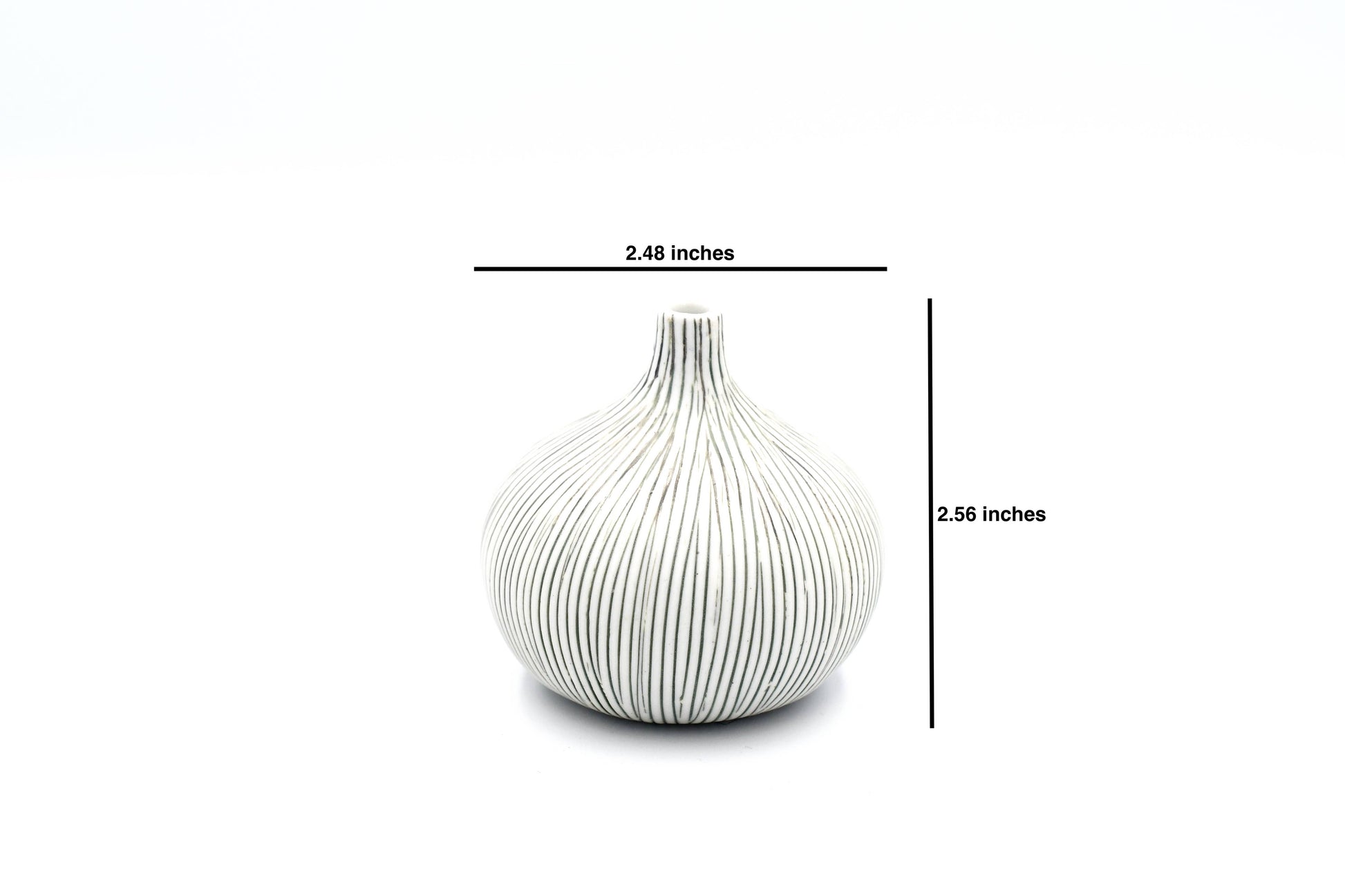 Congo Tiny S- W7 Handcrafted Porcelain Bud Vase