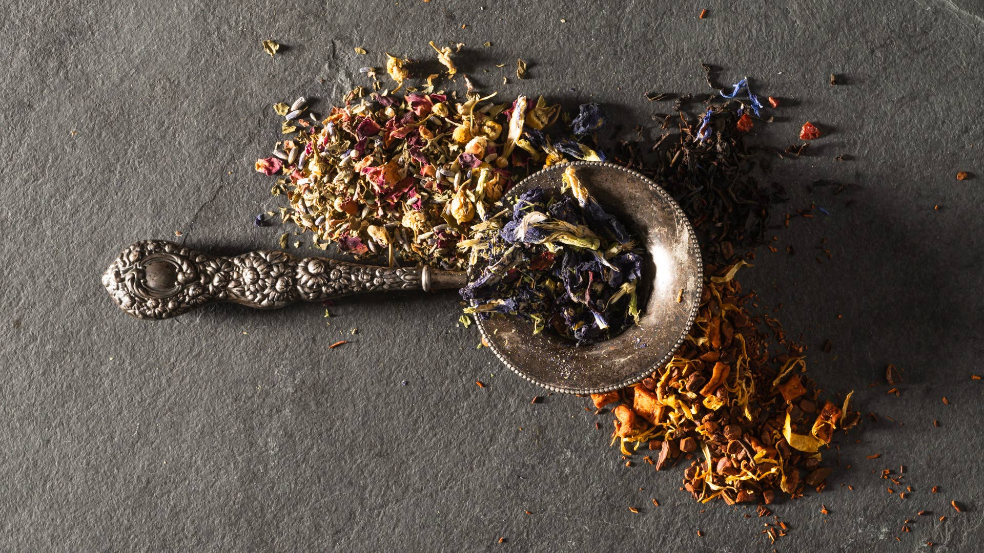 Raven Tea | Energizing Earl Grey + Lavender Tea