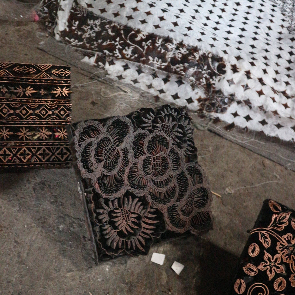Batik Bandana – Blue Roses | Parang Kawung Pattern