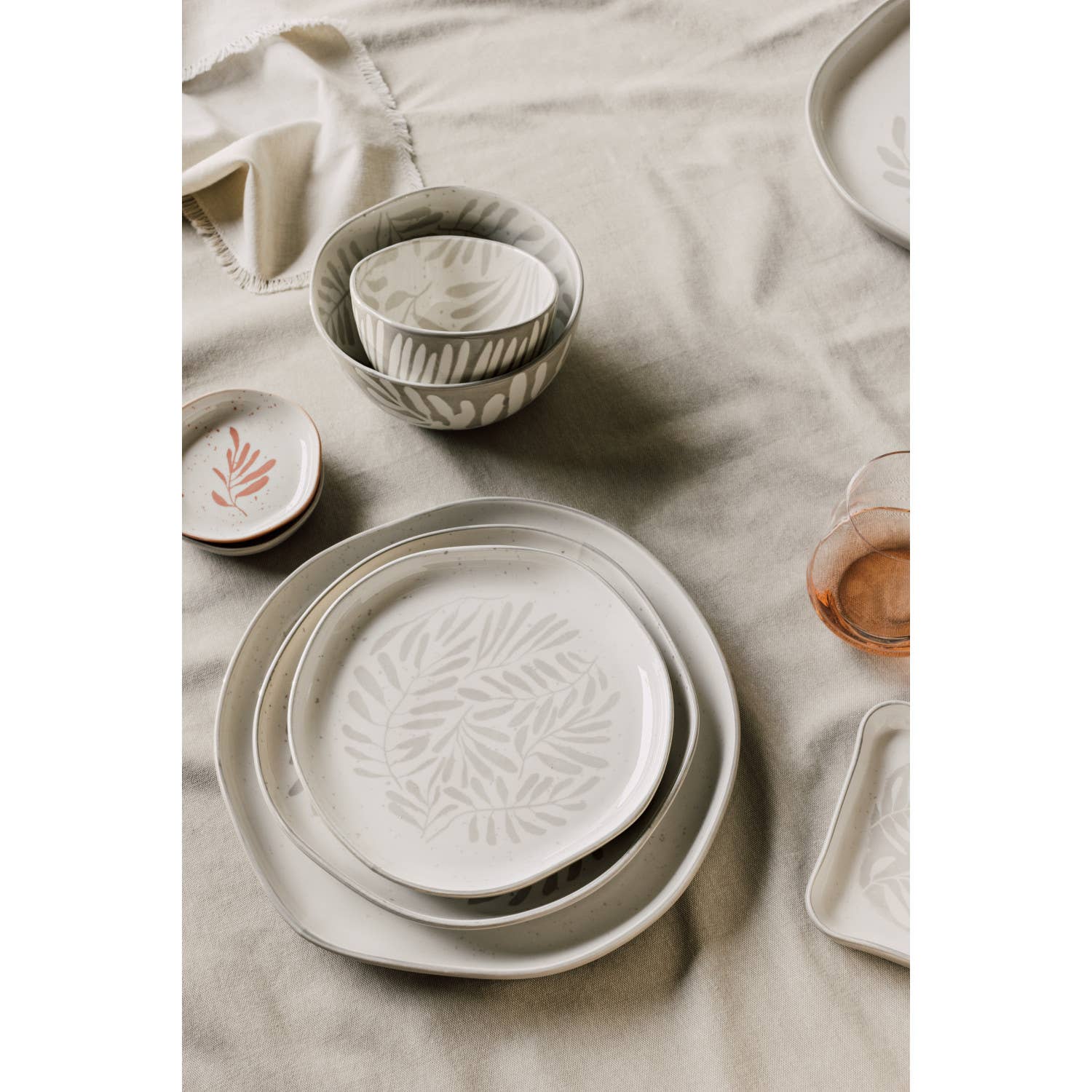 Grove Side Plate | 8.25"