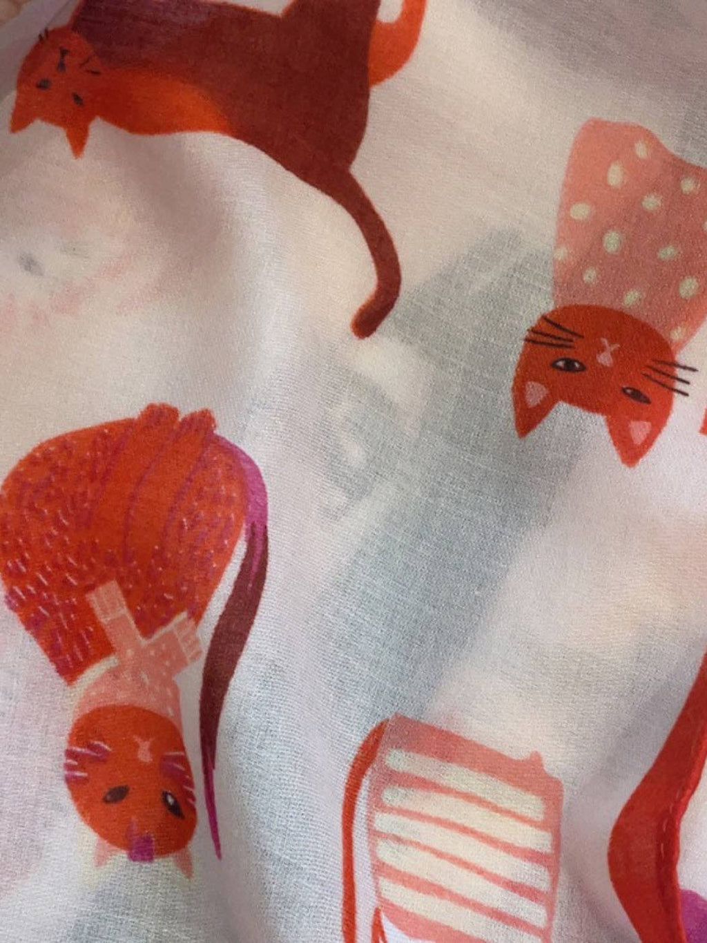 Scarvii - Playful Cat Print Scarf: Black