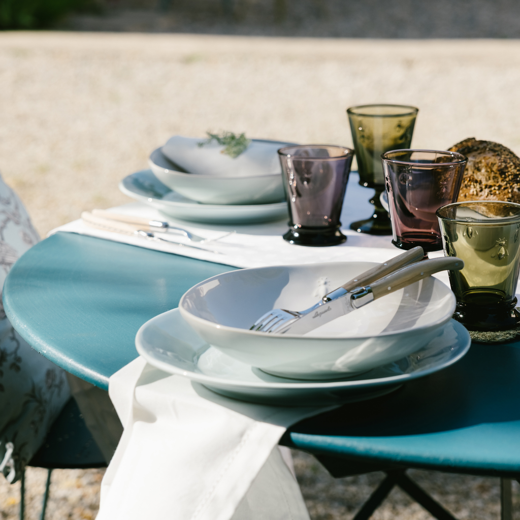 Bee Ceramic Pasta Plate: Bleu