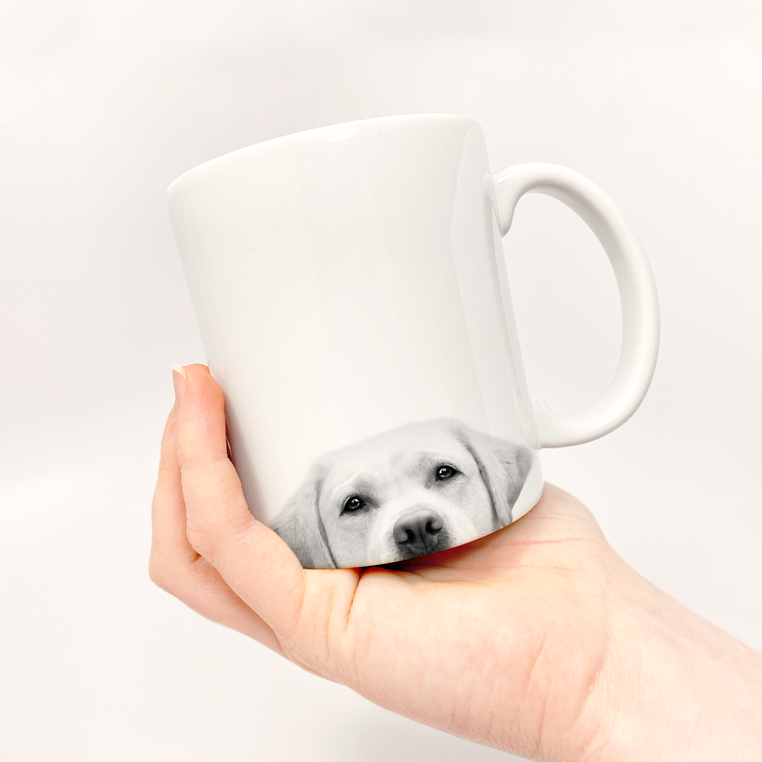Peeking Lab 7 (Yellow) Mug