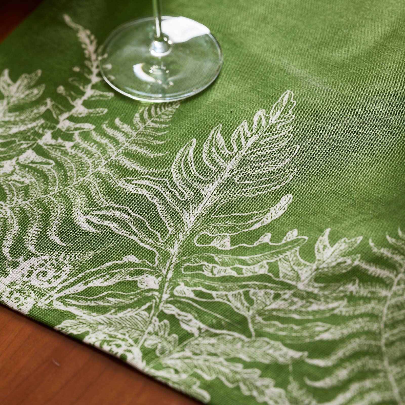 Spring Verde Table Runner: 16" x 108"