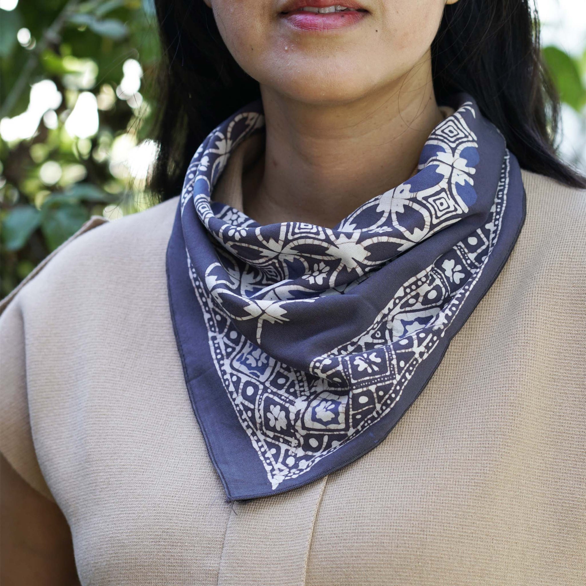 Batik Bandana – Charcoal Gray | Kawung Pattern