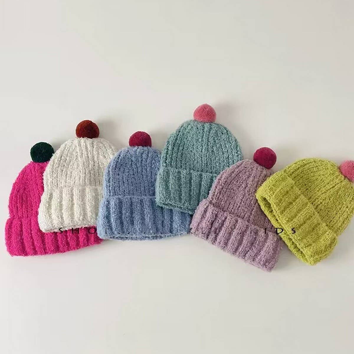 TEALBLUE CHILDREN'S COLORFUL BALL SOFT KNITTED HAT_(OS) 1