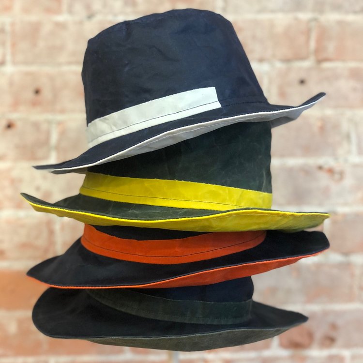 Chuva Rain or Shine Bucket Hat – Navy/Orange