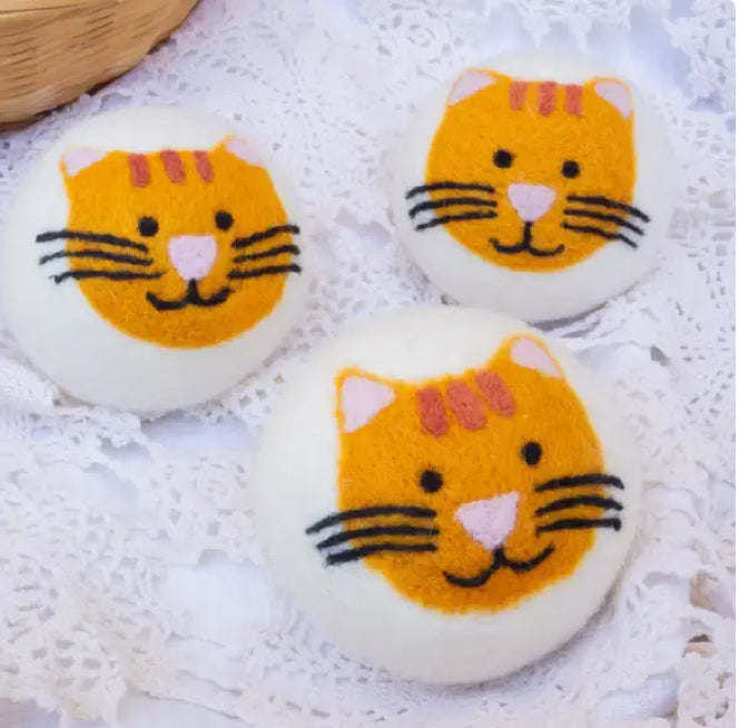 Orange Tabby Cat Eco Dryer Ball — Single