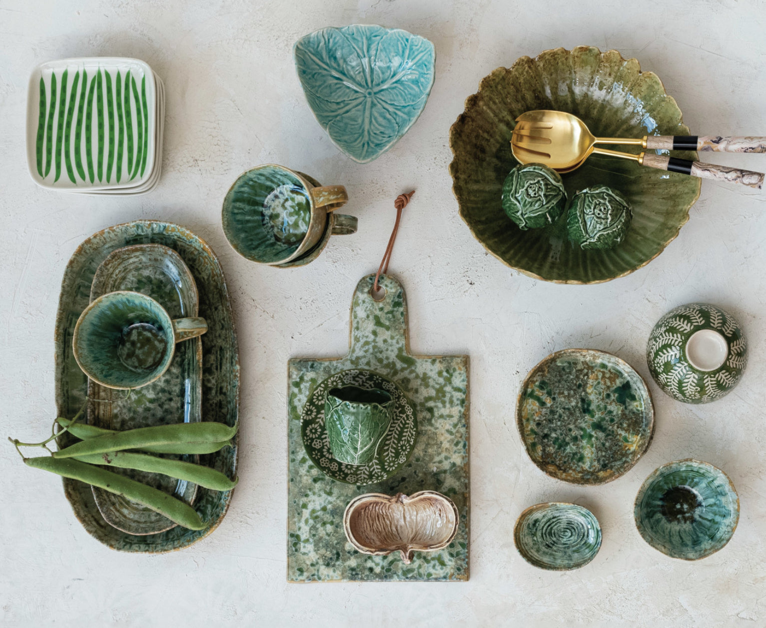 Stoneware Platter – Green | Reactive Crackle Glaze | 12¾”