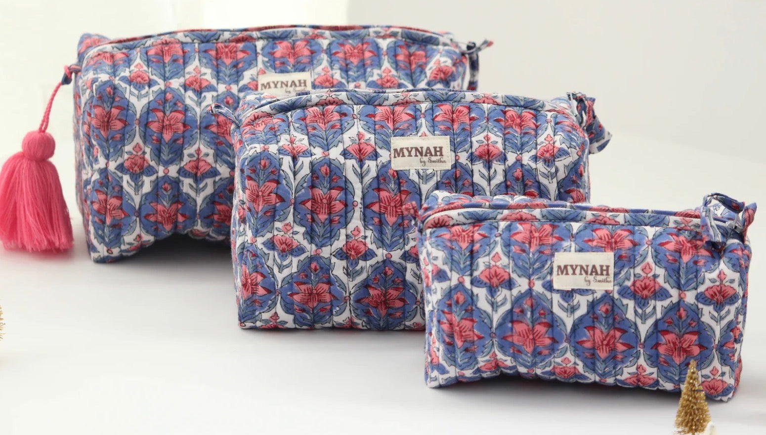 Nantucket Floral Travel/Wet Bag – Medium | 8" x 4" x 4"