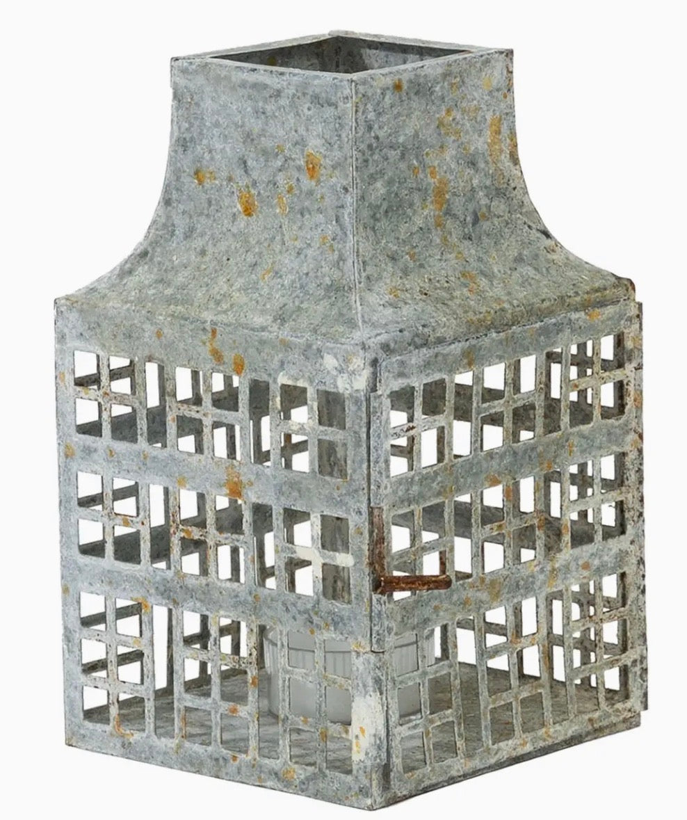 Barrington™ Lantern