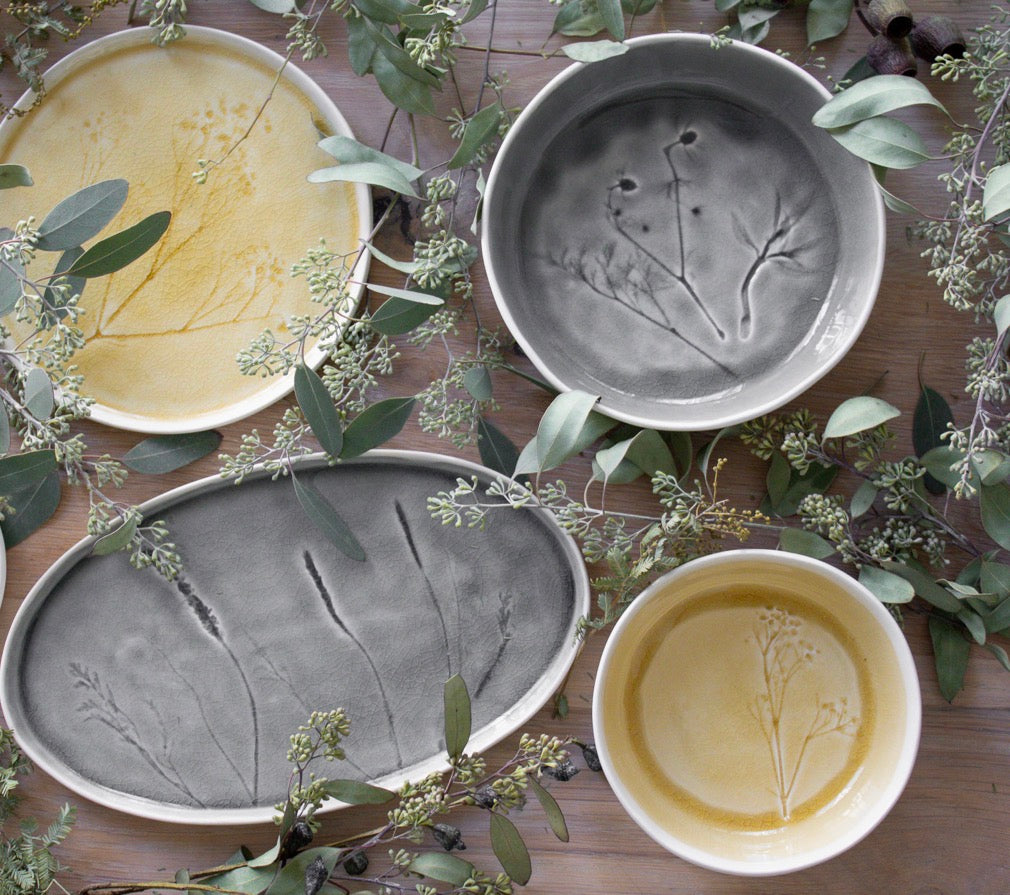 Meadow Grey Porcelain Oval Platter — 11.6 x 6.7 inch