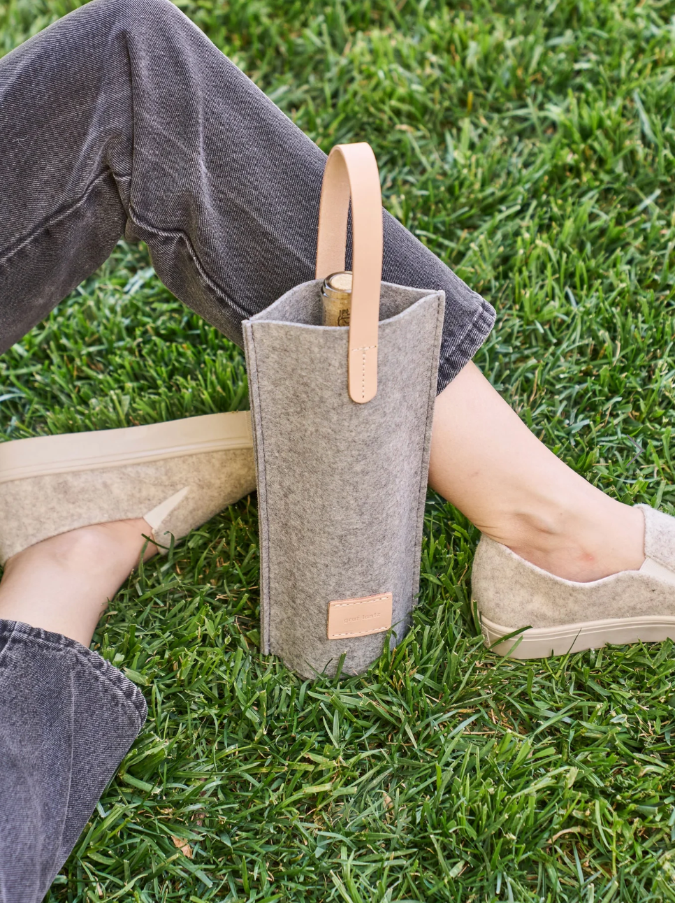 Hana Merino Wool Bottle Bag