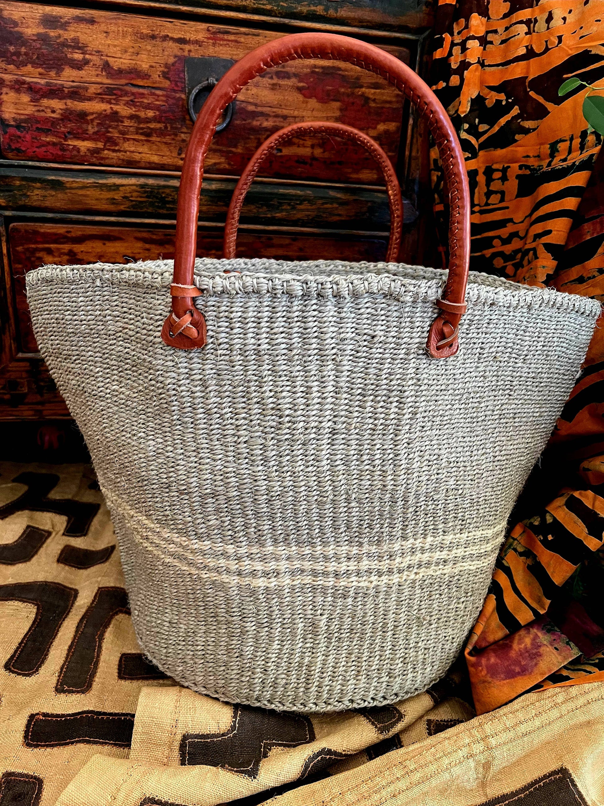 Gray/WhiteTrim Satchel Tote
