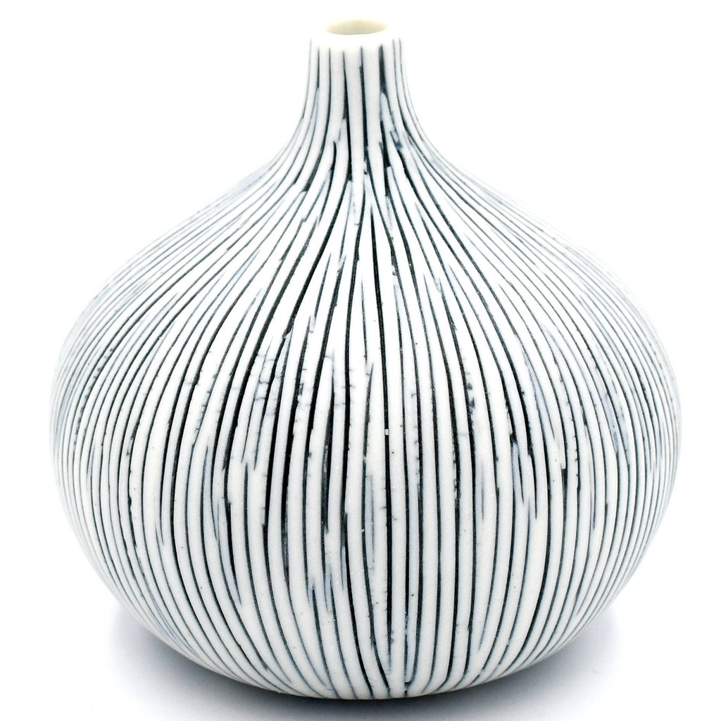 CONGO TINY S-Handcrafted Porcelain Bud Vase