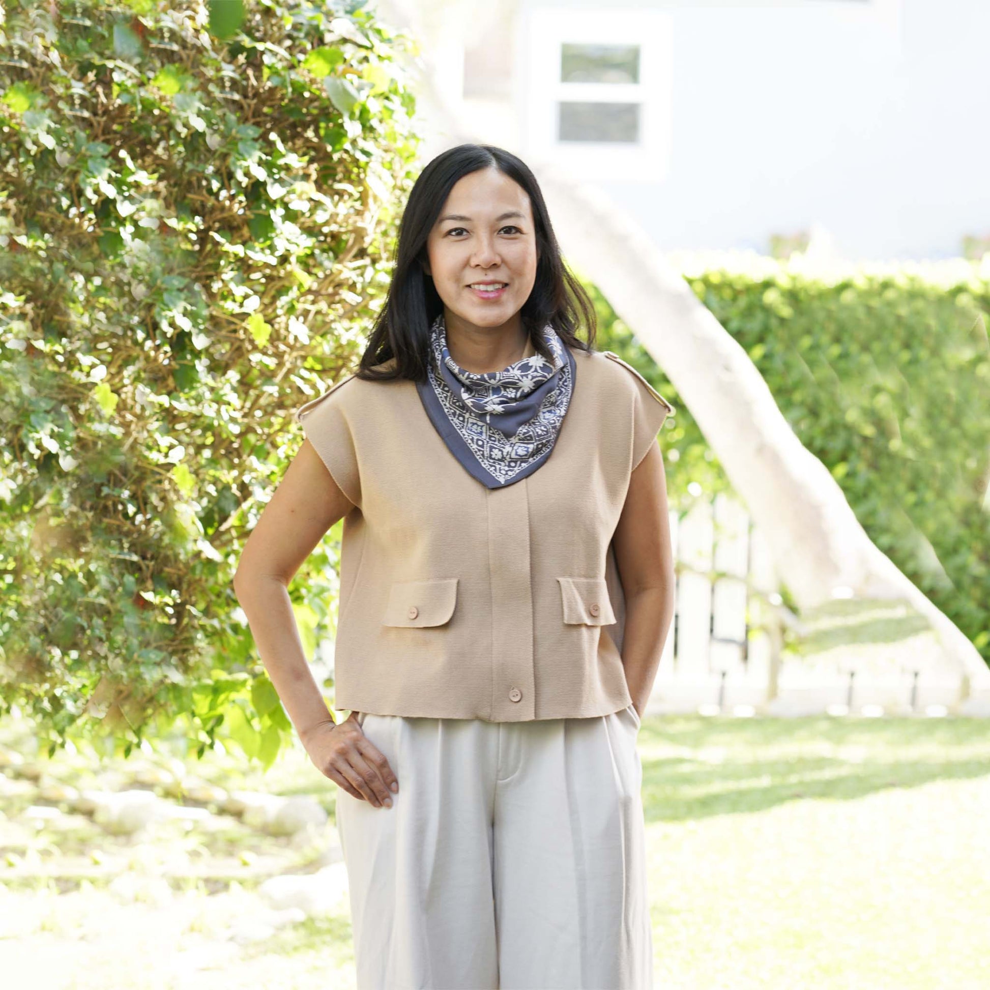Batik Bandana – Charcoal Gray | Kawung Pattern