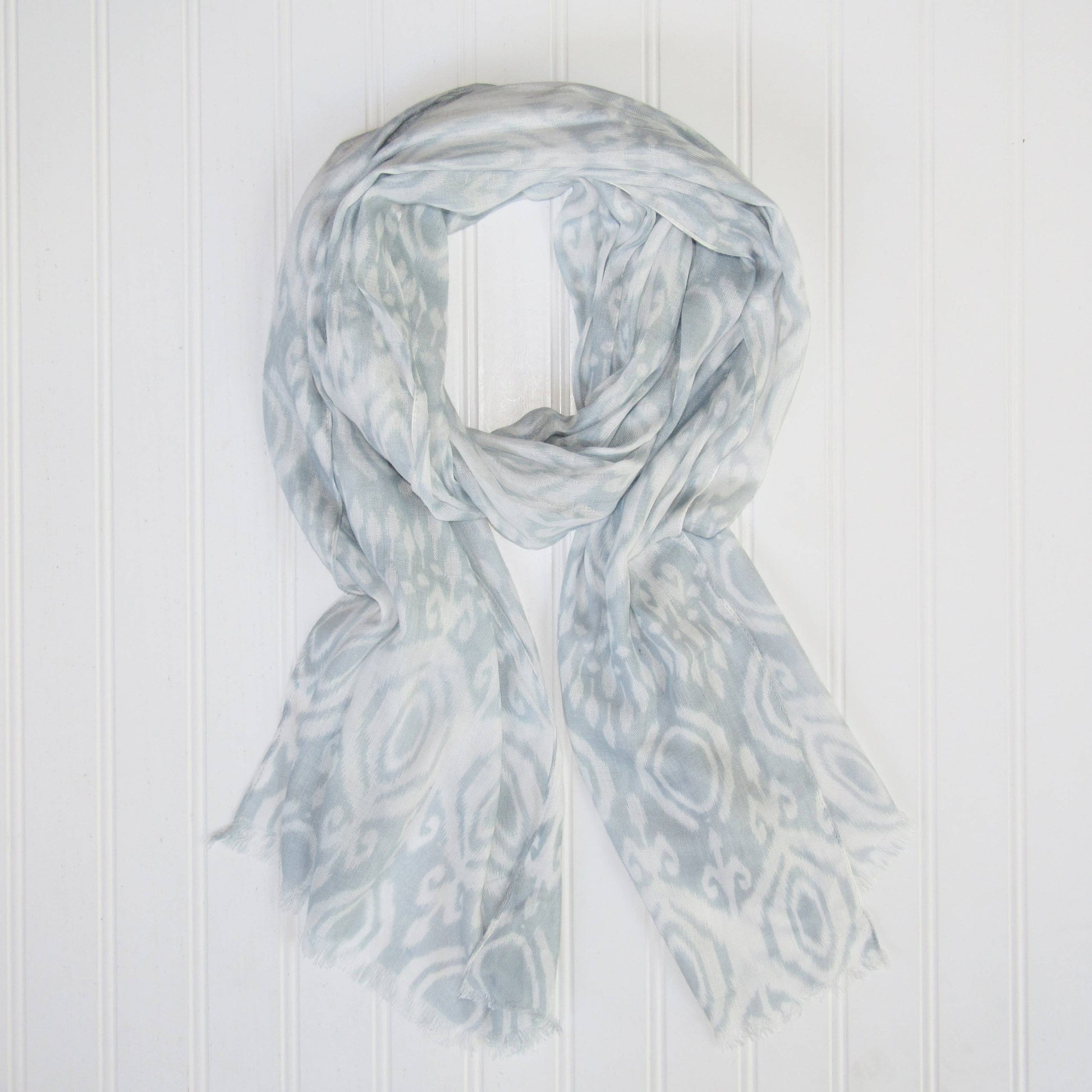 Pure Viscose Makahla Spring Feathered Edge Scarf for Women: Light Pink