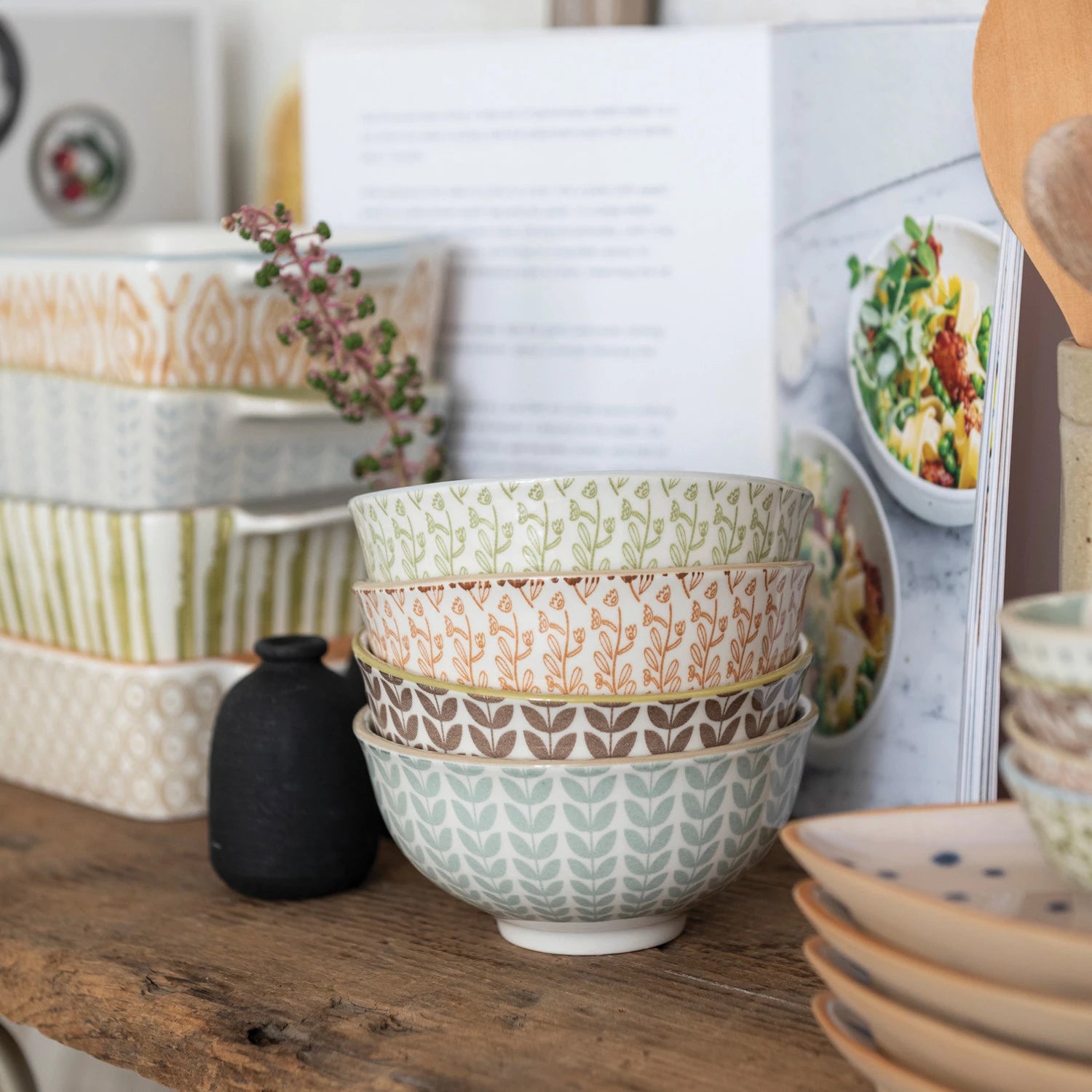 Stoneware Bowl with Pattern – 4 Colors | 2 Styles | 4¾”