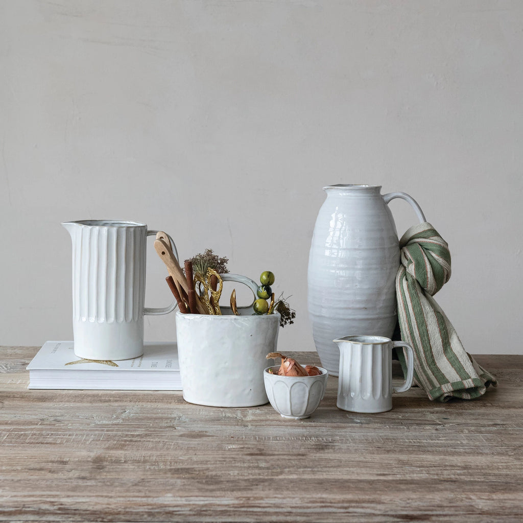 Stoneware Ribbed Pitcher – White | 1¾ Quart