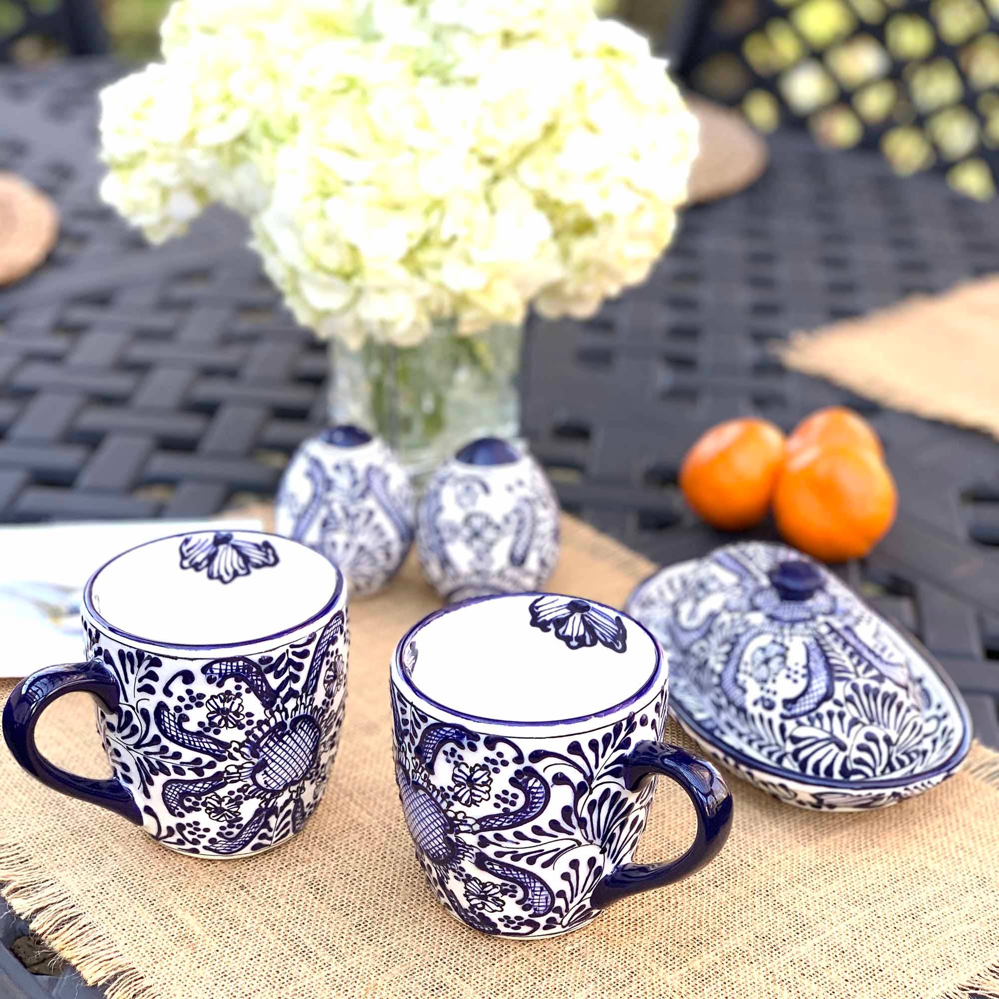 Pottery Salt & Pepper Shakers, Bl Flower