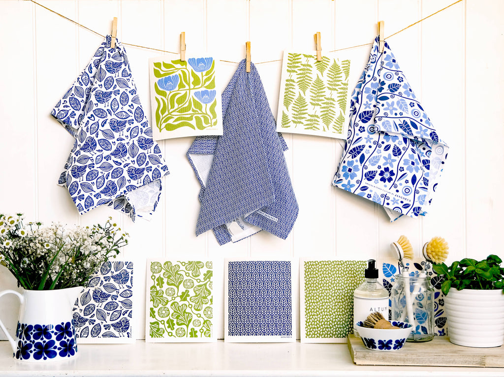 Swedish Dishcloth - Robins - Blue: Blue